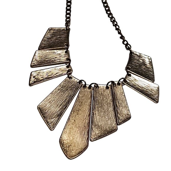African Inspired Tigress Bib Statement Necklace Gold Tone Textured Jewelry Women - Picture 3 of 6